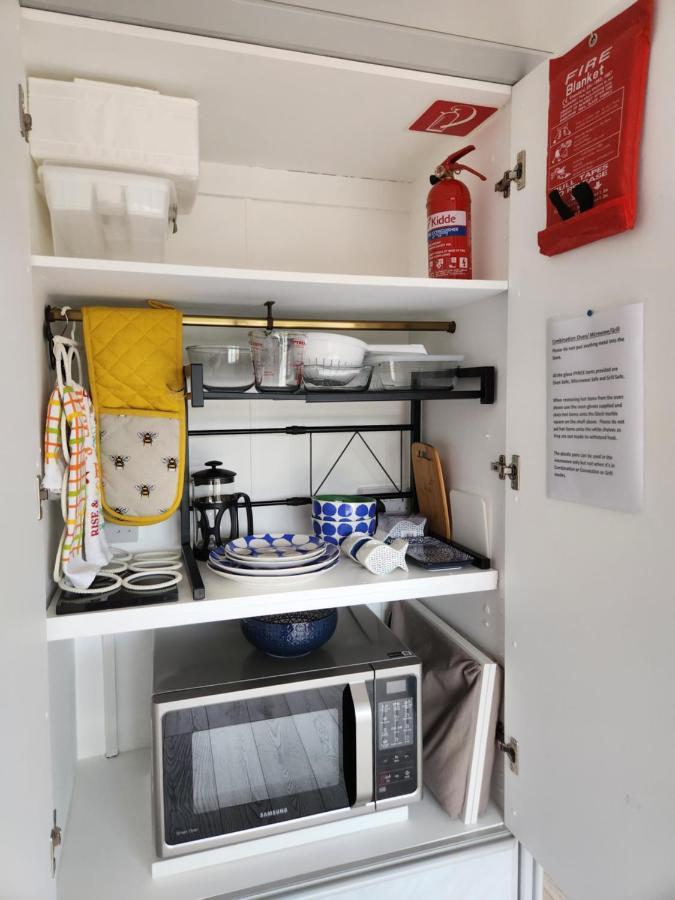 Seaspot Is A 1 Bed Annex Ground Floor Apartment At Stunning Broadsands Beach Nr Brixham! 처스턴페러스 외부 사진